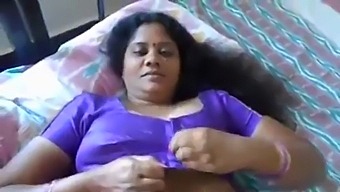 Mature Indian Housewife Muskan Rani Gets Hardcore Fucking