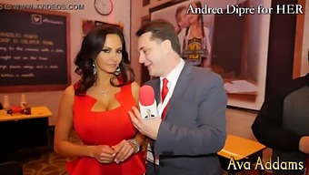 Ava Addams在与andrea Diprè做爱时抚摸她的乳房
