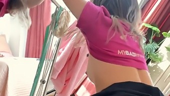 Rubia Amateur Se Divierte En Cámara - Mybadreputation