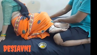 Desi Avni Gives A Seductive Massage