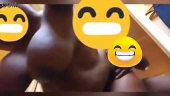 Los Pechos De Las Ancianas Rebotan Salvajemente Durante Un Intenso Sexo Anal