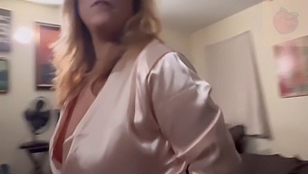 Daddy'S Girl Gets A Special Surprise - Stepmom Comes Around